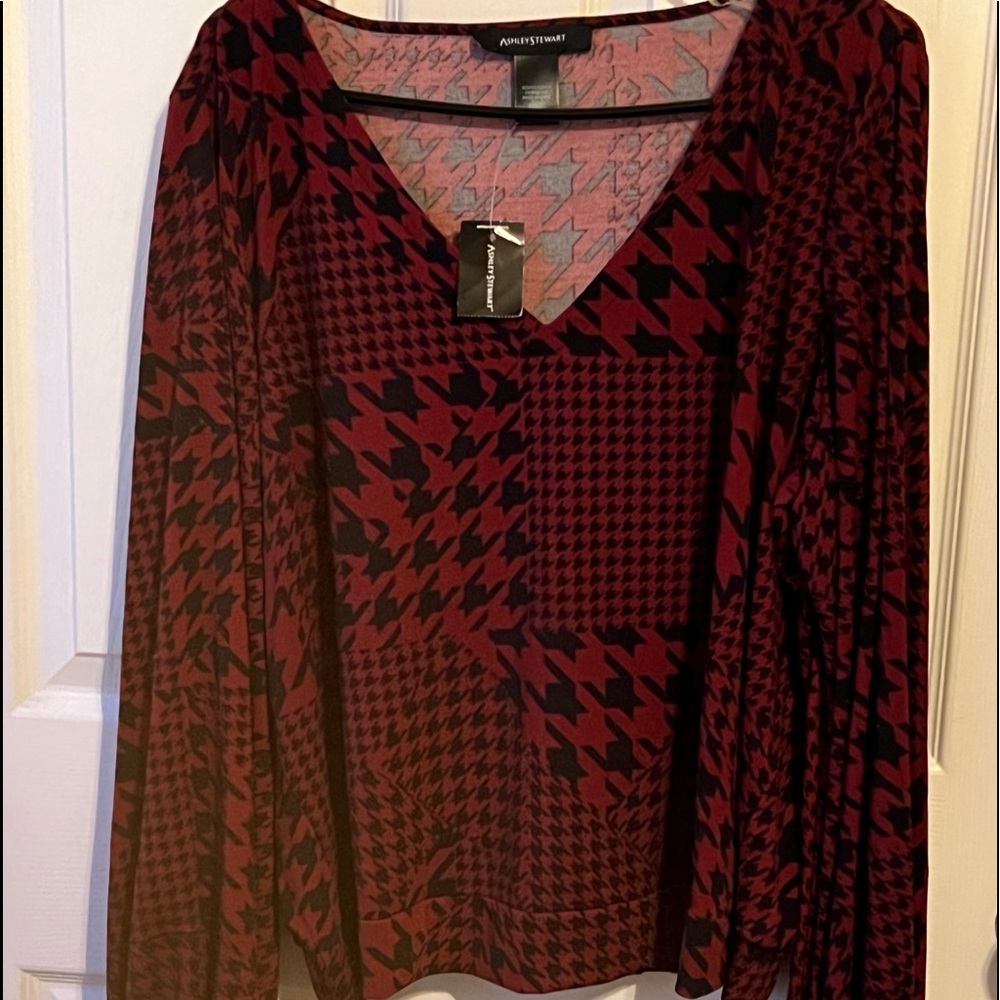 Woman’s blouse